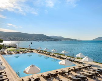 La Quinta by Wyndham Bodrum - Bodrum - Pool