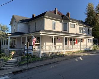 The Historic Herren House - Waynesville - Budova