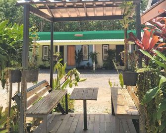 Baan Suan Siri Resort - Самет - Патіо