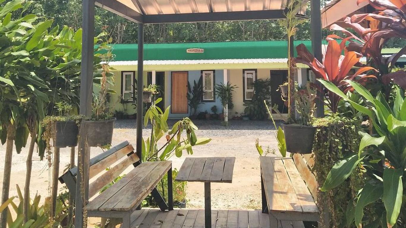 Baan Suan Siri Resort