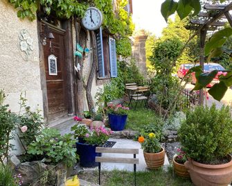 B&B de charme La Maison des 5 Temps - Ferrette - Patio