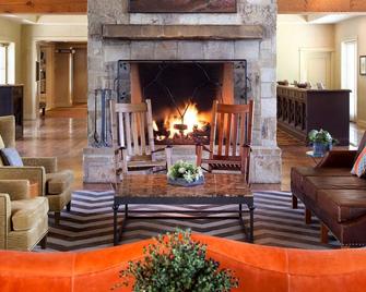 2-Bedroom Suite at Hyatt Regency Lost Pines Resort and Spa by Suiteness - Cedar Creek - Recepción