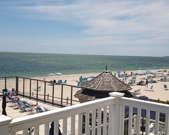 Ocean Club on Smuggler's Beach - South Yarmouth - Beach