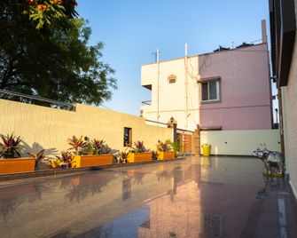 Ekantesrivari Stayinn - Tirupati - Tirupati - Clădire