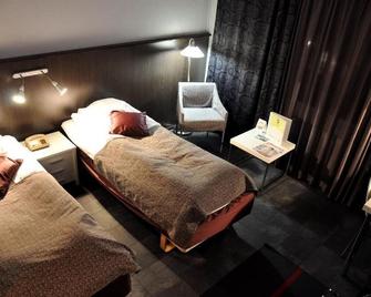 Hotelli Hiittenharju - Harjavalta - Bedroom