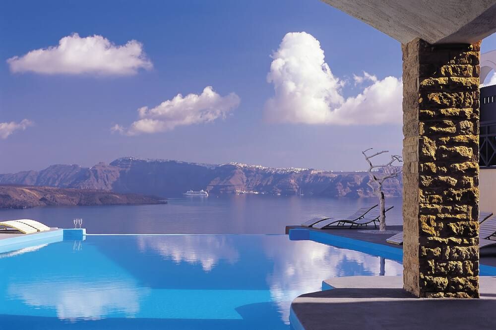 أجنحة أستارته