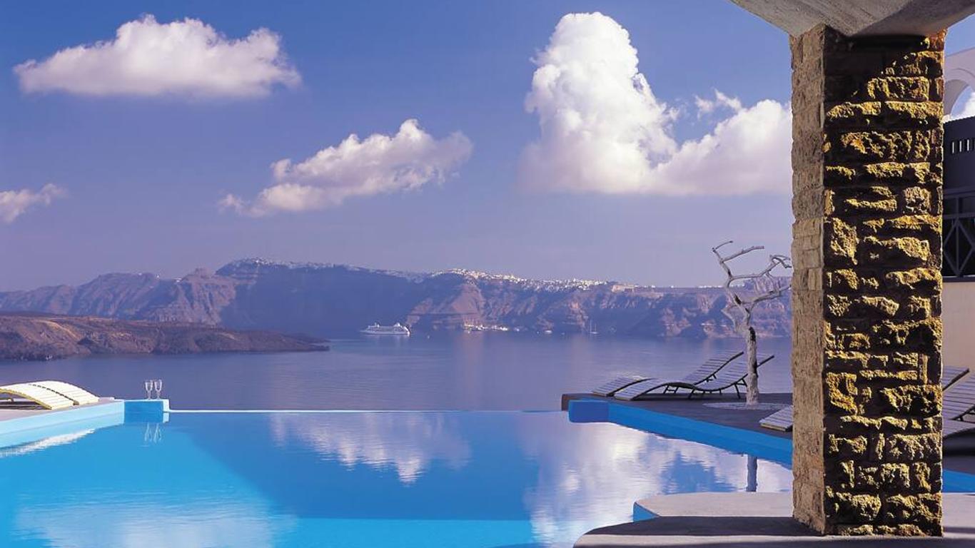 Astarte Suites