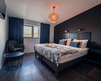 Farmhouse Lodge - Vik - Bedroom