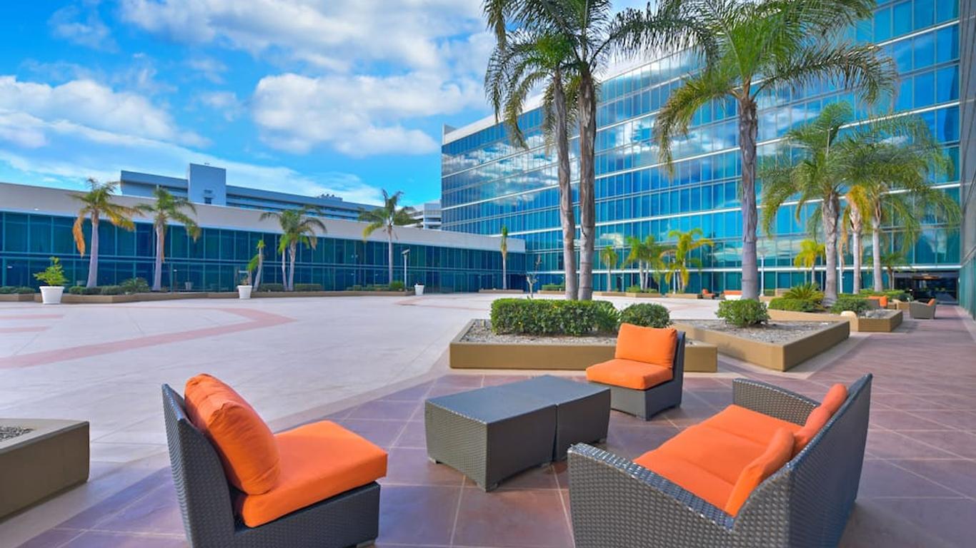 هيلتون أناهايم