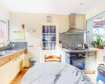 Holiday Home Agon Coutainville - Agon-Coutainville - Cuisine