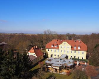 Schlosshotel Wilhelmsthal - Calden - Edificio