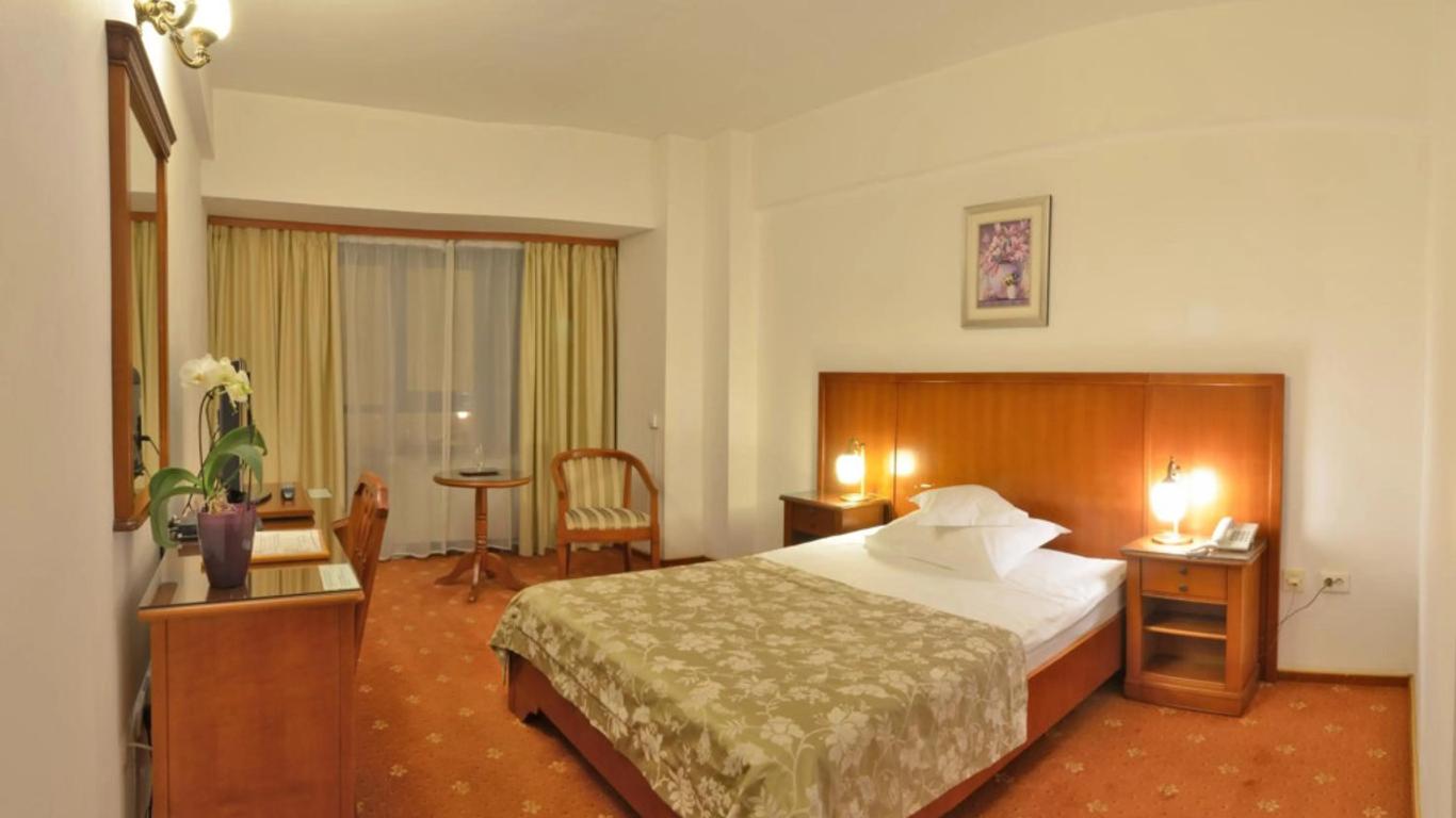 Hotel Emma West