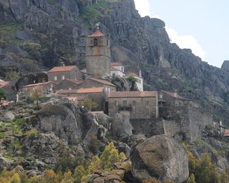 House in Monsanto-Relva - Monsanto - Building