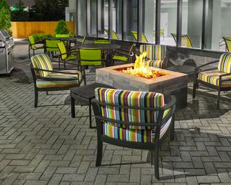 Springhill Suites Detroit Auburn Hills - Orion Township - Patio