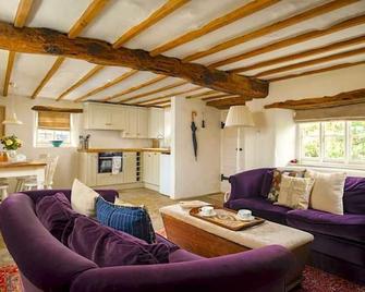 The Perfect Cotswold Cottage for Two - Cirencester - Living room