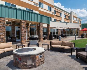 Courtyard by Marriott Elmira Horseheads - Horseheads - Патіо