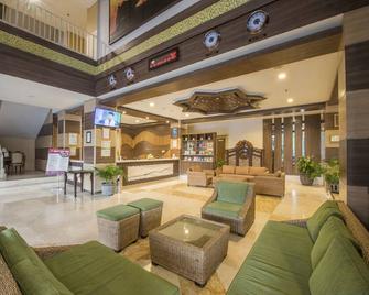 Lorin Syariah Solo Hotel - Surakarta City - Lobby