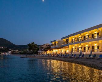 Hotel Rossis - Mesoggi - Building