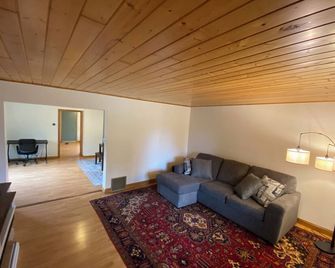 The Ashland Home - Ashland - Obývací pokoj