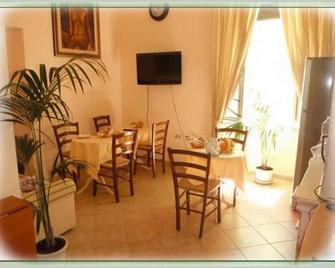 Chiaro Di Luna viale Italia - Sassari - Restaurante