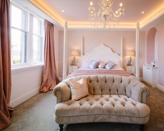 Absoluxe Suites - Carnforth - Slaapkamer