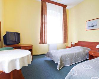Hotel Kapitan - Szczecin - Quarto, Hotéis em Szczecin