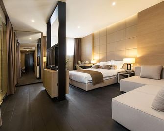 Dominic Smart & Luxury Suites - Republic Square - Belgrade - Bedroom