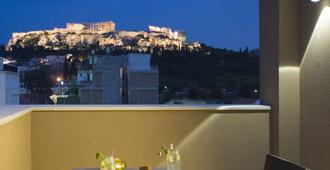 O&B Athens Boutique Hotel - Atina - Balkon