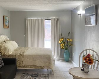Cozy Paradise at Seaview Condos - Brooklyn - Bedroom