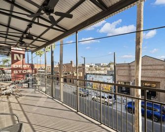 Casa Ybor Apartments on 7th Ave - Tampa - Balkon
