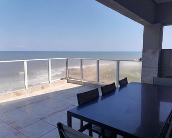 Margate Beach Lodge - Margate - Balcony
