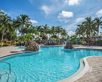 Bologna Golf Condo in the Lely Resort - 拿坡里 - 游泳池