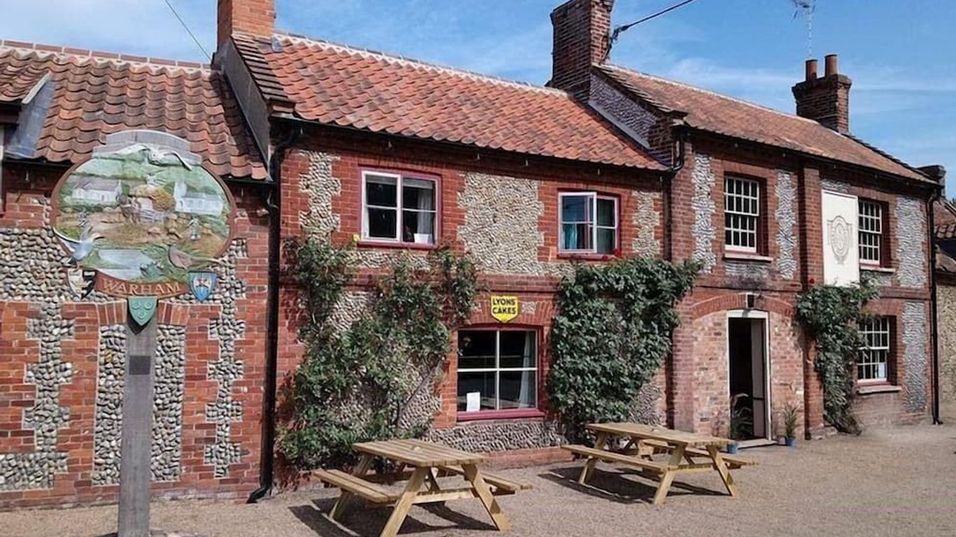 The Three Horseshoes