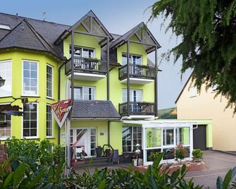 Moselhotel Weinhaus Simon - Wintrich - Gebäude