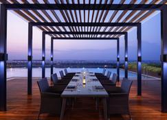 Marriott Executive Apartments Hyderabad - Hyderabad - Restaurante