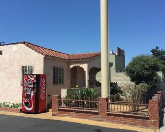 La Bonita Inn Motel - לונג ביץ' - בניין