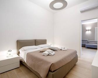 Central Station - Bari - Bedroom