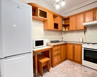 Northern Avenue Apartment - Yerevan - Kitchen