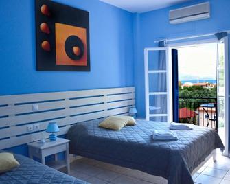 Hotel Nostos - Frikes - Slaapkamer