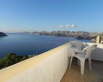 Afroditi Hotel - Masouri - Balcón