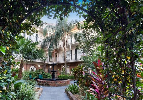 Best Western Plus French Quarter Courtyard Hotel 82 4 1 9 New Orleans Hotel Deals Reviews Kayak