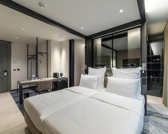 Porto Royal Bridges Hotel - Porto - Quarto