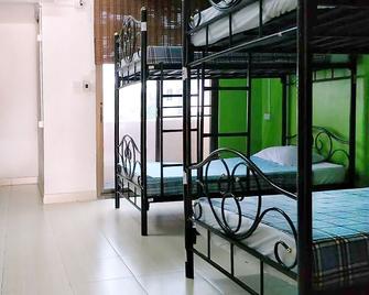 The Twins Hostel - Bangkok - Bedroom