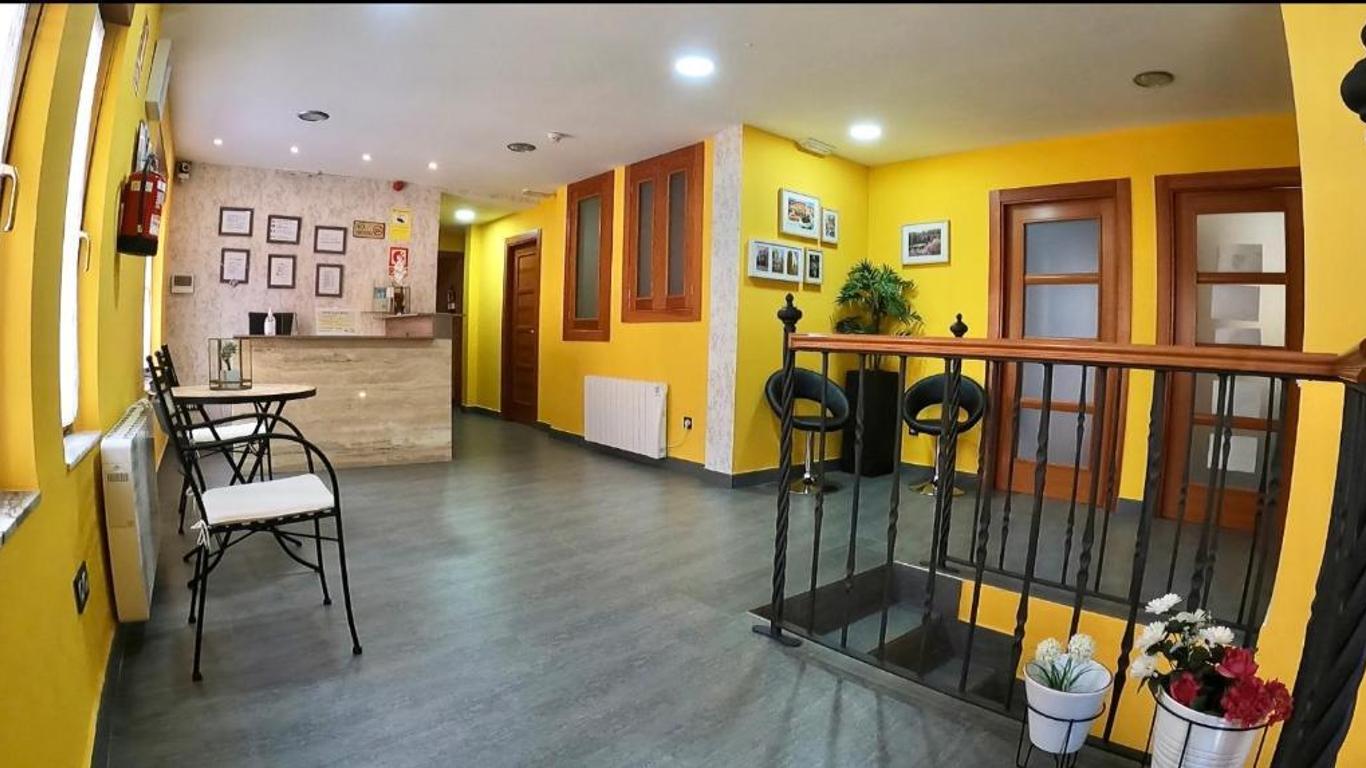 Hostal plaza mayor carrión de los condes