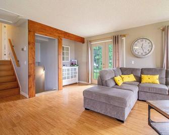 Peaceful Seymour Lake Retreat - Campbellford - Sala de estar