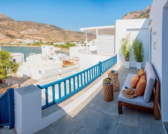 Sifnos House - Rooms And Spa - Kamares - Balcony