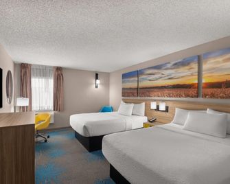 Days Inn by Wyndham Mandan Bismarck Area - Mandan - Slaapkamer