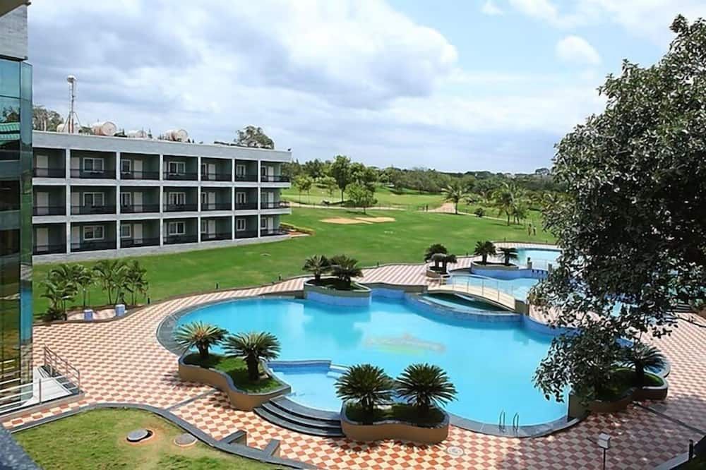 Eagleton The Golf Resort - באנגאלור