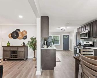 Westchester Retreat King bed - Westchester - Kitchen