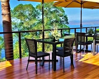 Villas by Eco Hotels Batangas - Balete - Balcony